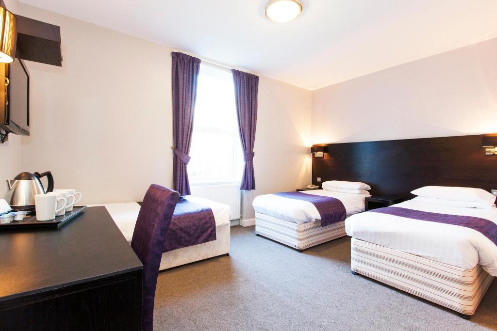 The Abbey Lodge Hotel Bradford  Room photo
